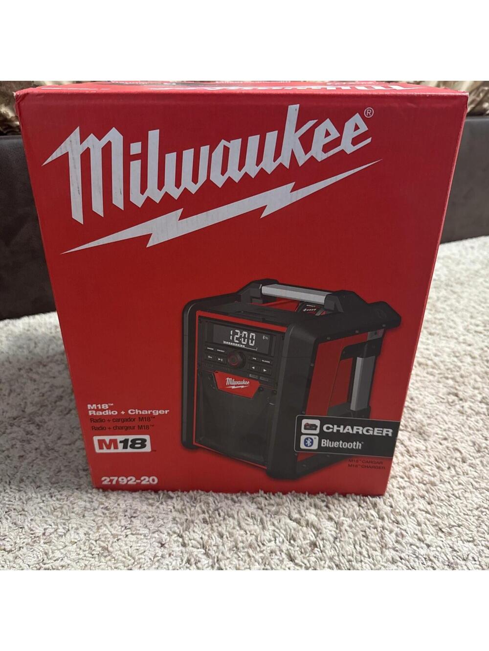 Milwaukee 2792-20 M18 Job Site Radio/Charger w/ Bluetooth (New In Retail Box)